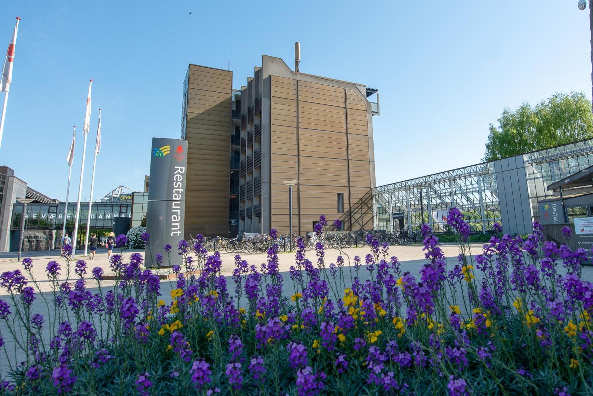 Idraettens Hus Hotel Og Konference Brøndbyvester Exterior foto